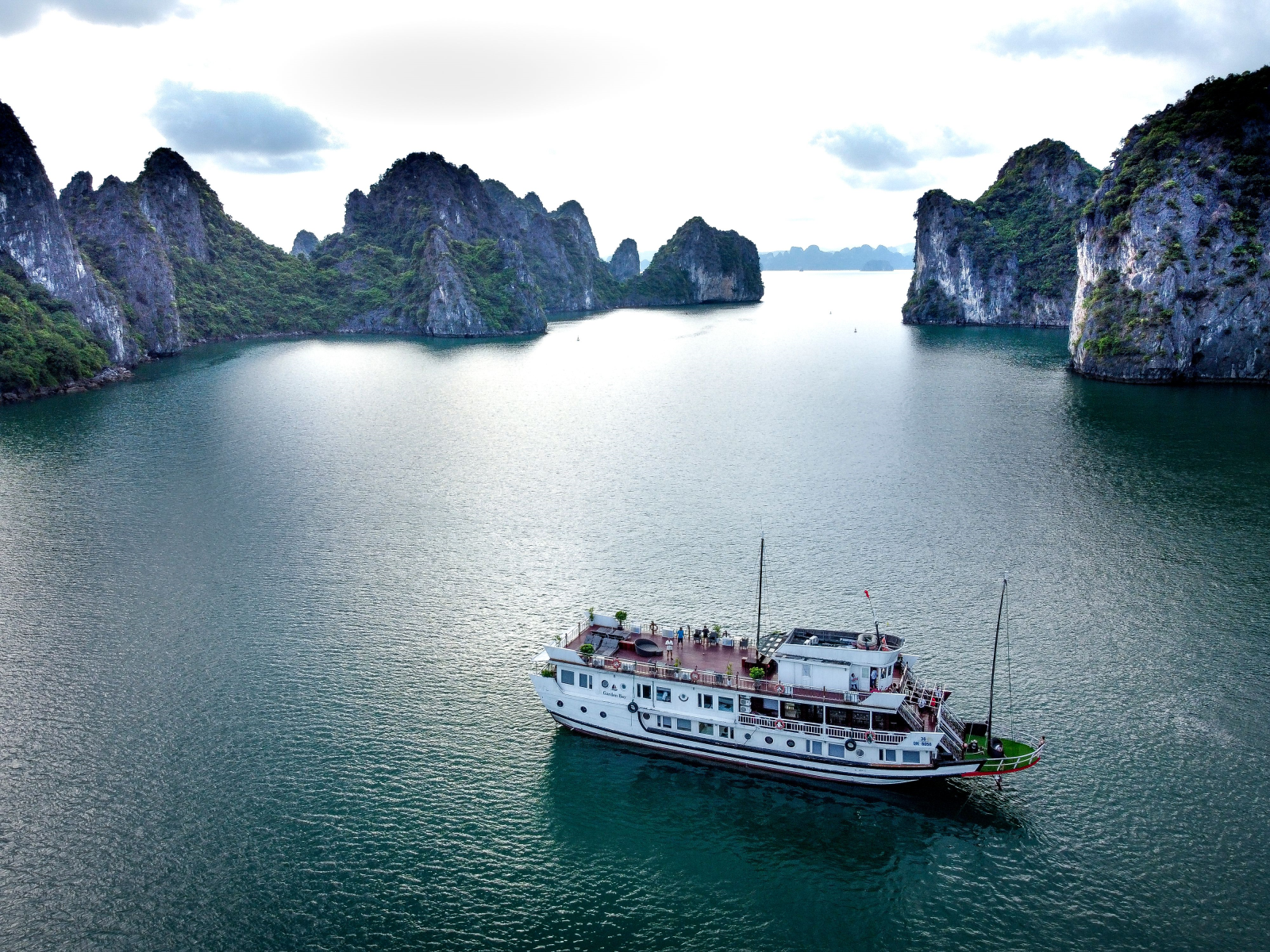 Halong Bay. Photo by pexels.