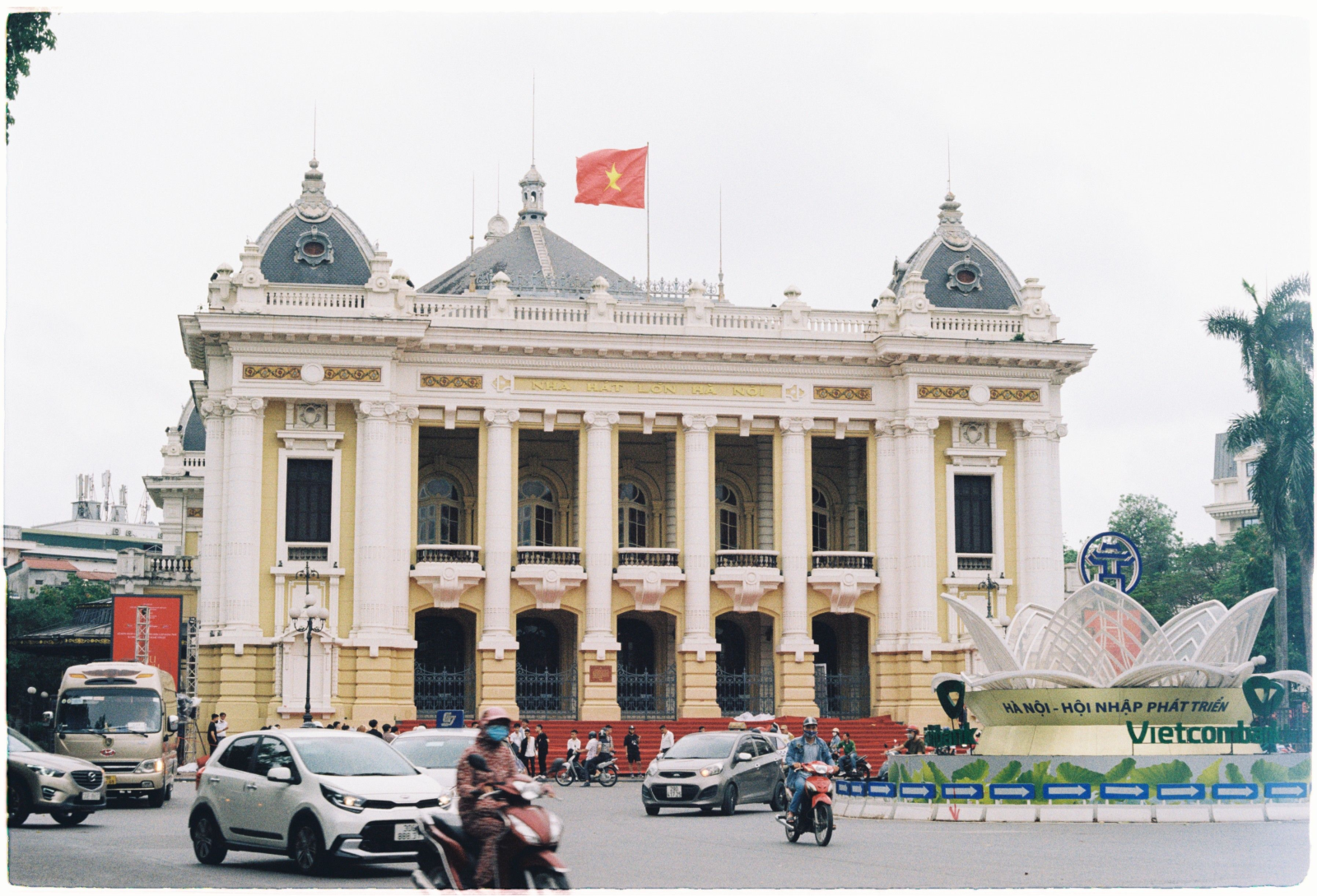 Hanoi. Photo by pexels.