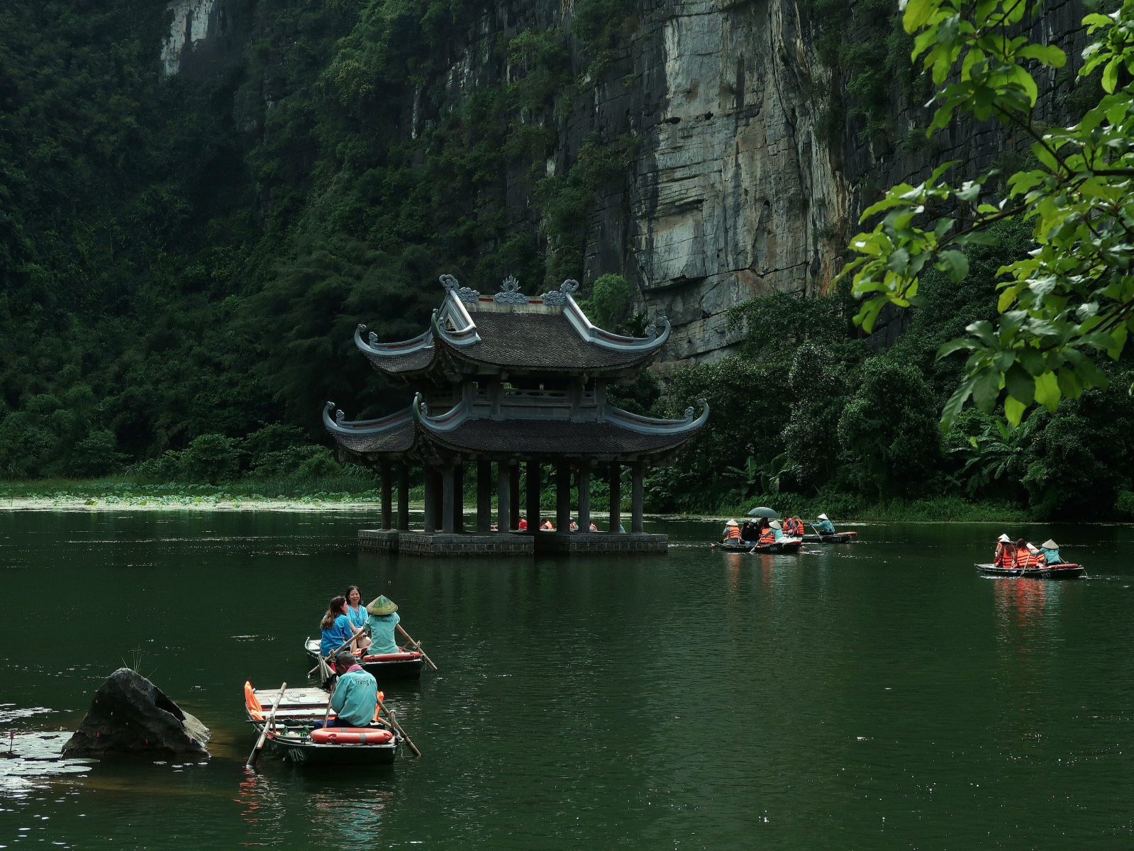 Ninh Binh. Photo by pexels.
