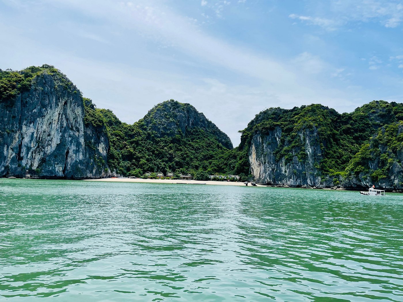 Lan Ha Bay. Photo by Ninh Ha, tripadvisor.