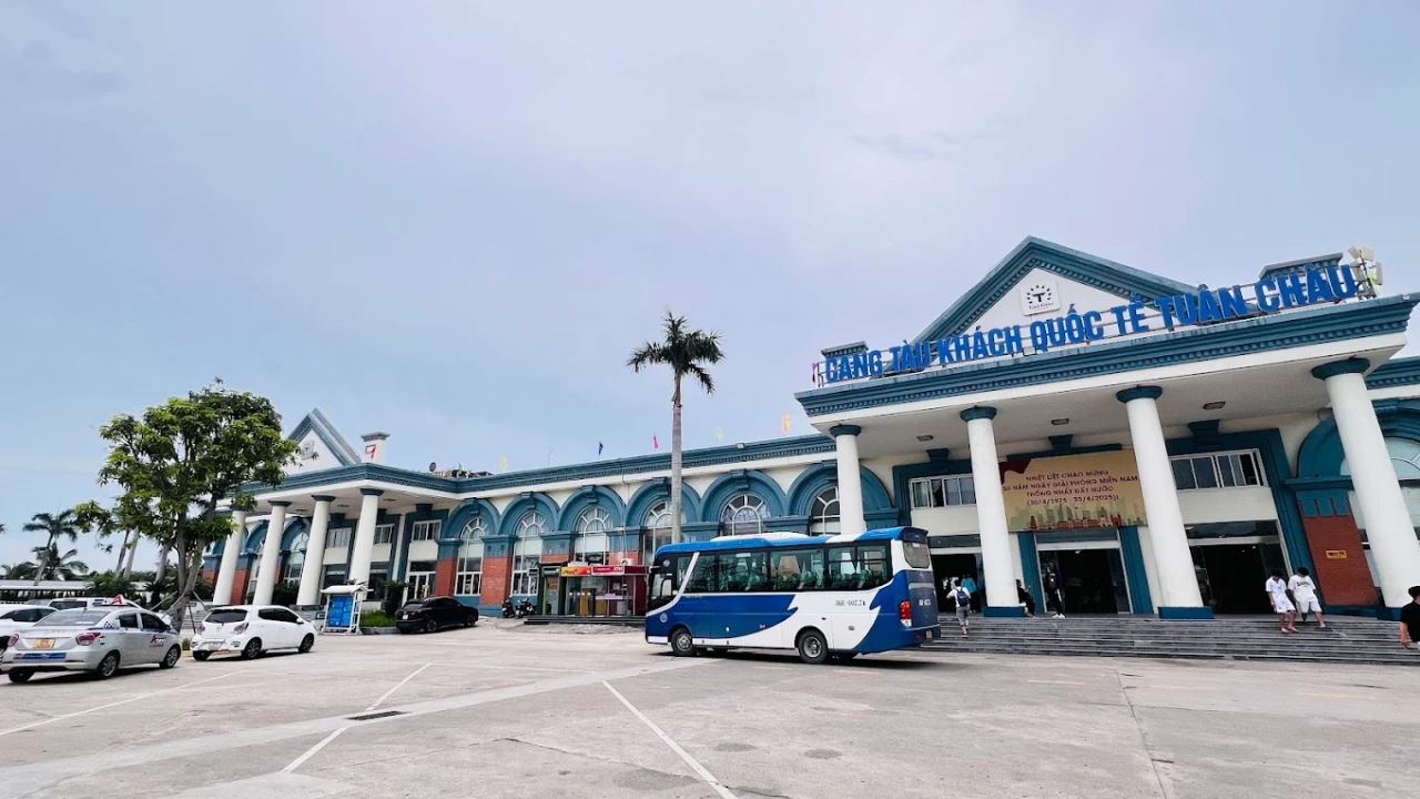Tuan Chau Marina. Photo by tripadvisor.